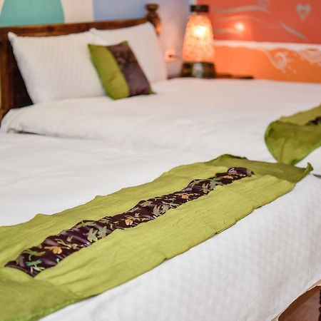 Kenting South Island Guesthouse Longshui Bagian luar foto