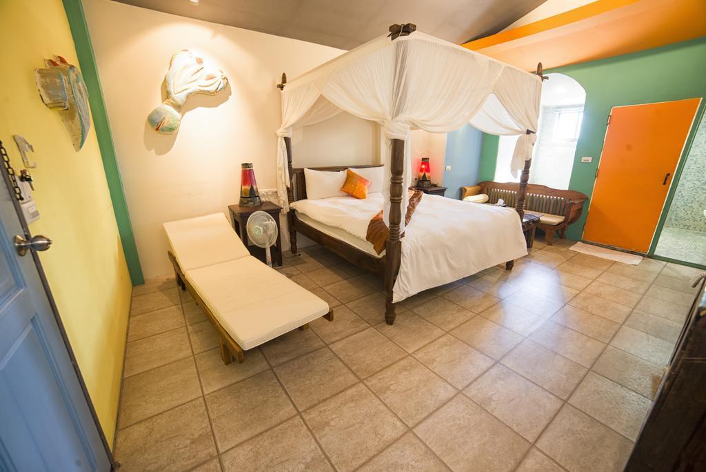 Kenting South Island Guesthouse Longshui Bagian luar foto