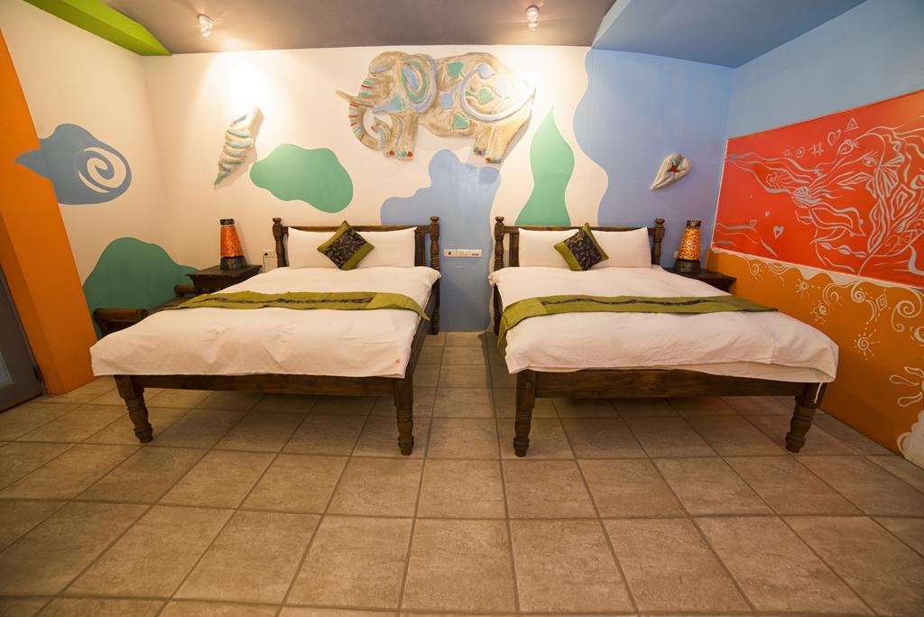 Kenting South Island Guesthouse Longshui Bagian luar foto
