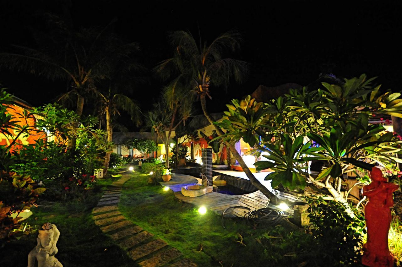 Kenting South Island Guesthouse Longshui Bagian luar foto